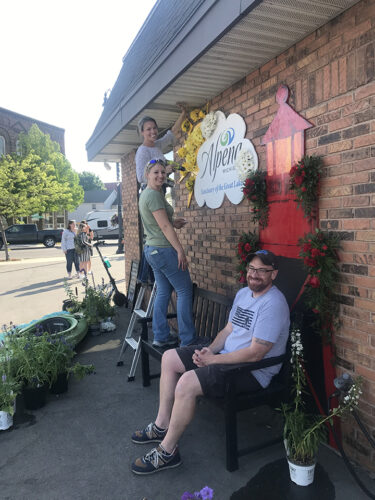 Inaugural Flower Festival begins in Alpena | News, Sports, Jobs - The